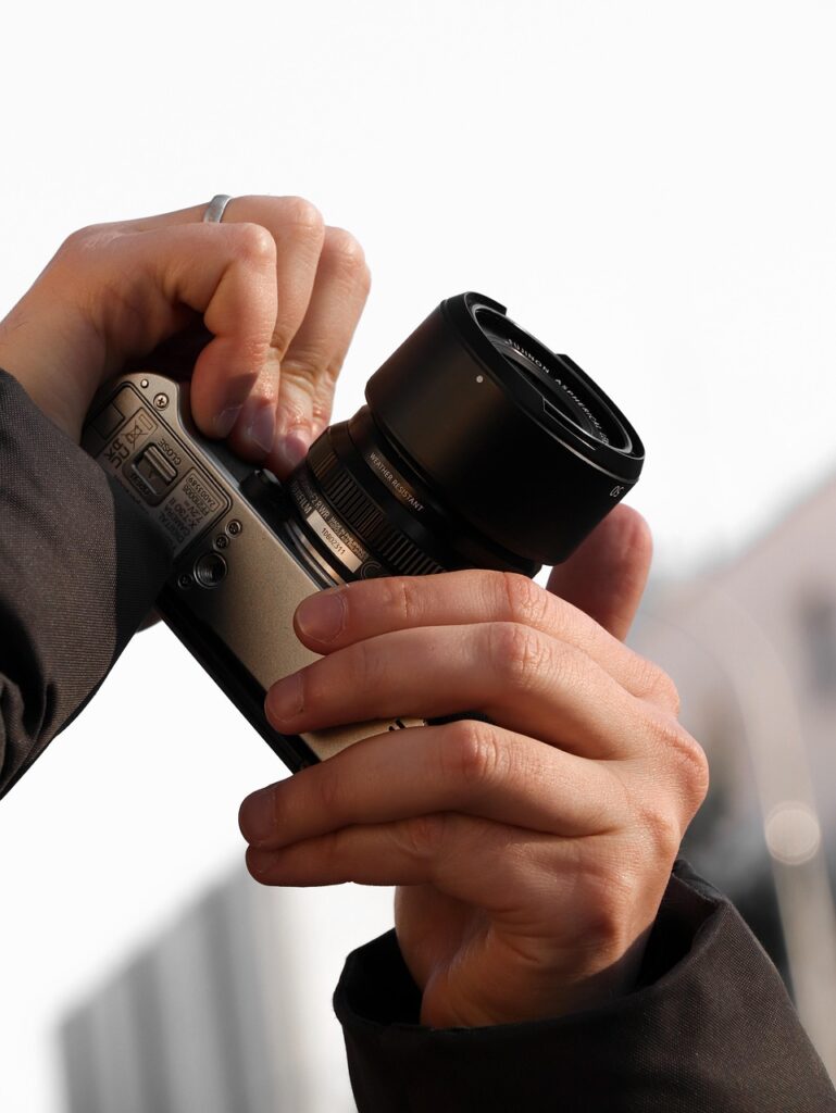 記念写真を撮ってくれるサービスがある宿はどこですか？