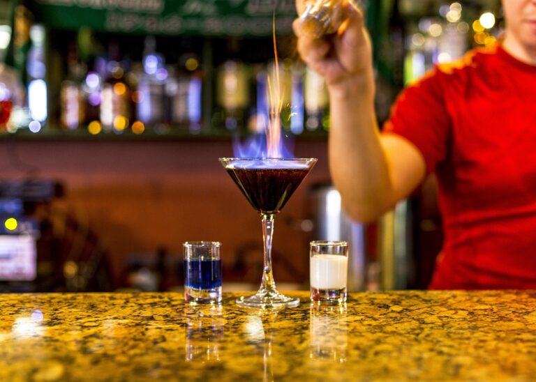 キャンセル待ちで人気宿に泊まる方法は？