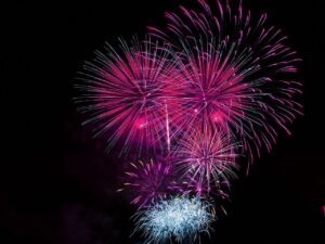 花火大会が見える宿はカップルにおすすめ？