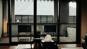 高級旅館の価格に差が出る理由は何ですか？
